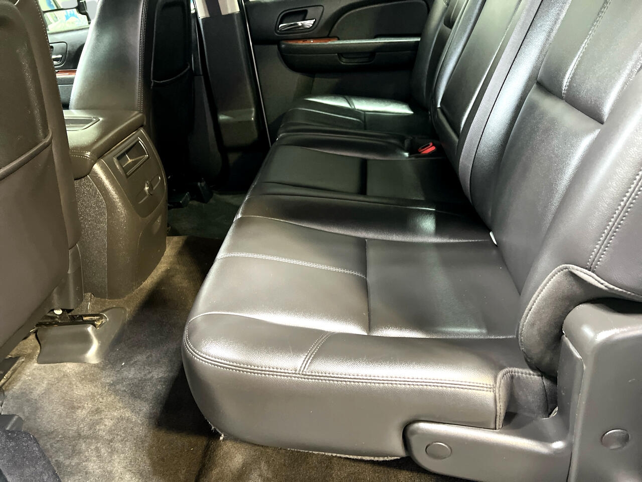 Chevrolet Silverado 1500 LTZ Crew Cab 4WD 2011