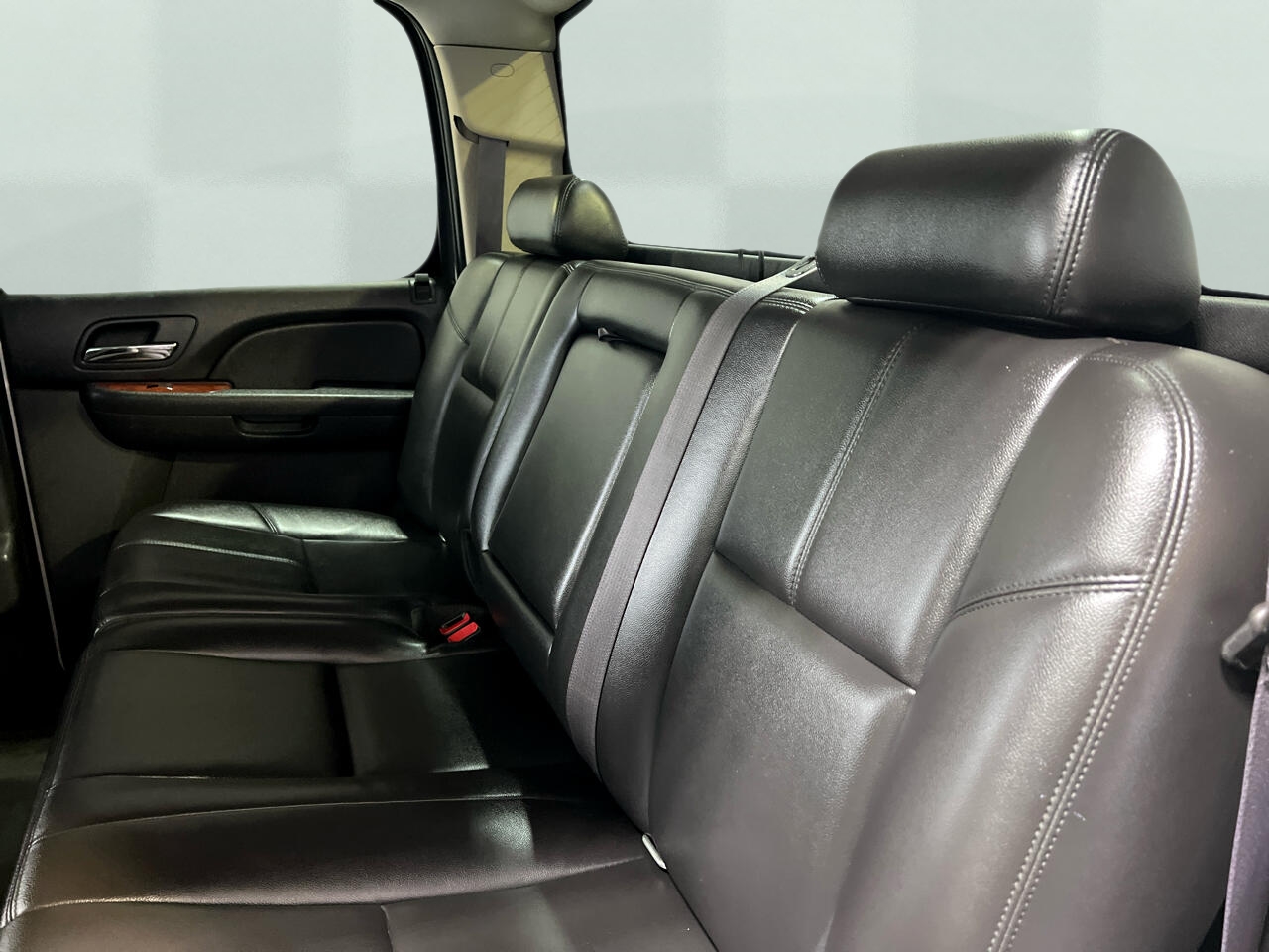 Chevrolet Silverado 1500 LTZ Crew Cab 4WD 2011