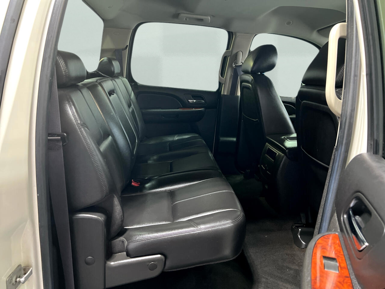 Chevrolet Silverado 1500 LTZ Crew Cab 4WD 2011