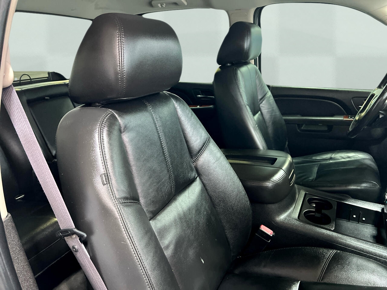 Chevrolet Silverado 1500 LTZ Crew Cab 4WD 2011