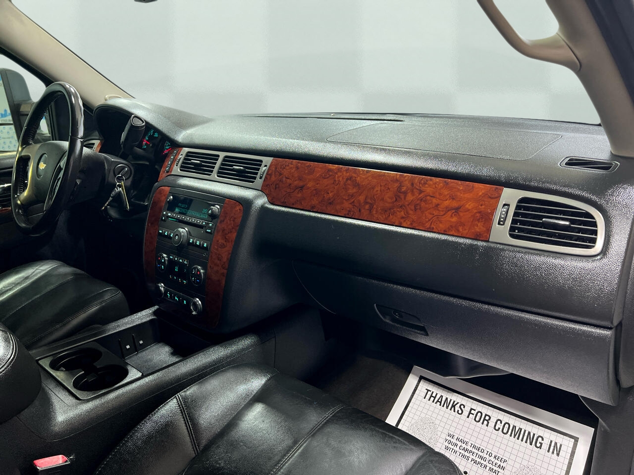 Chevrolet Silverado 1500 LTZ Crew Cab 4WD 2011