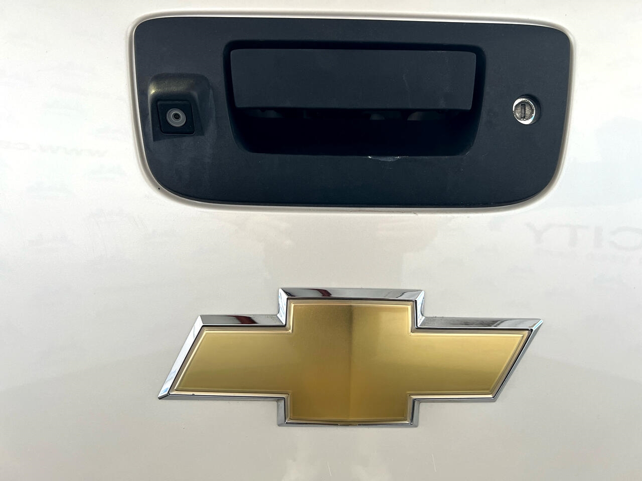 Chevrolet Silverado 1500 LTZ Crew Cab 4WD 2011