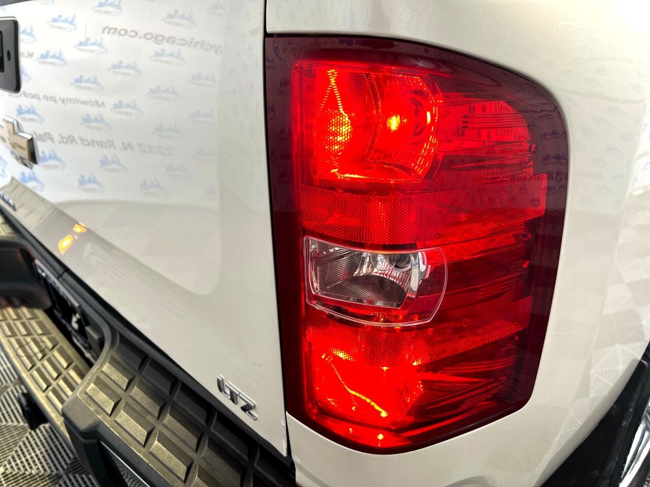 Chevrolet Silverado 1500 LTZ Crew Cab 4WD 2011