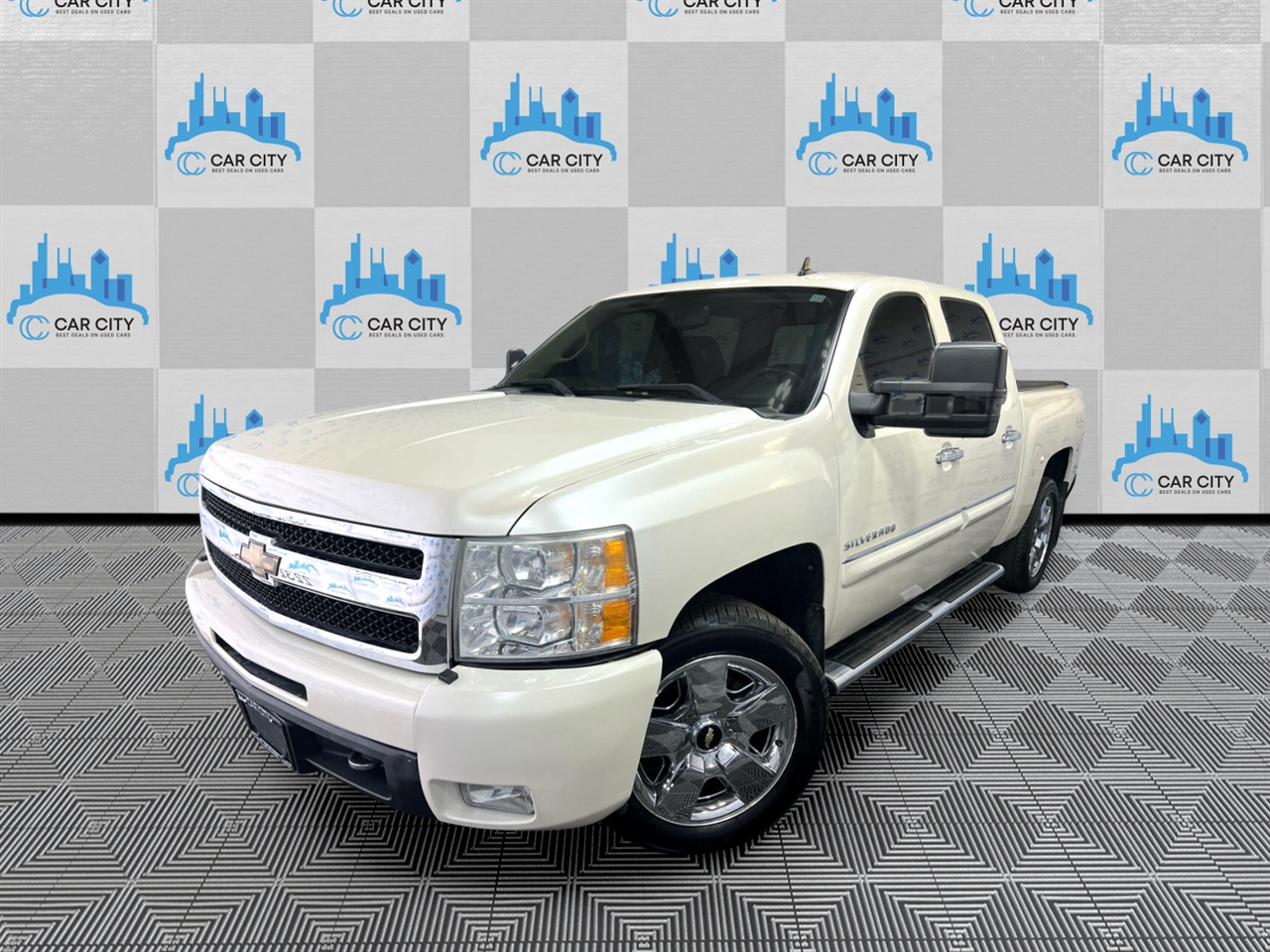 2011 Chevrolet Silverado 1500 LTZ Crew Cab 4WD
