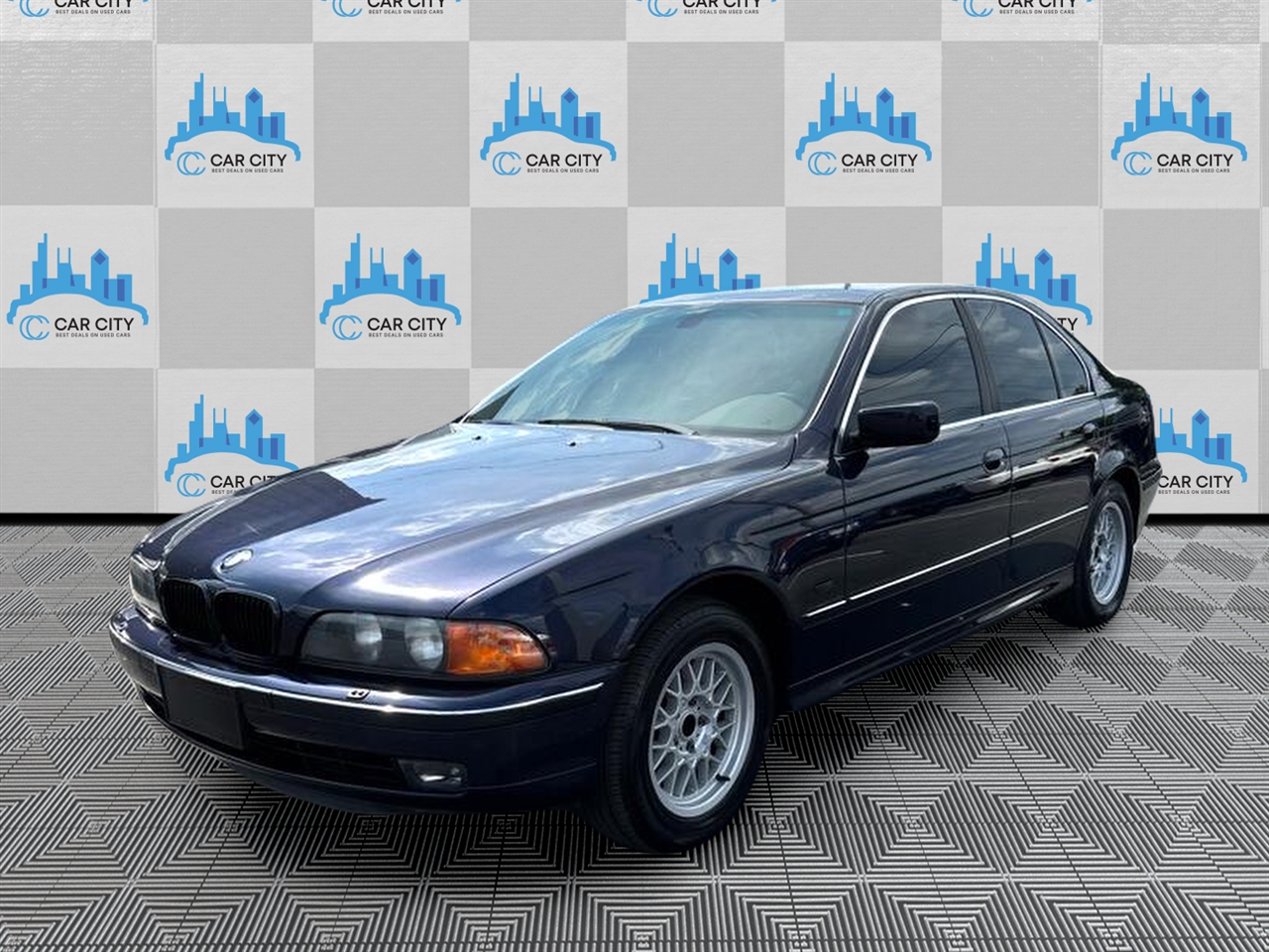 BMW 5-Series 528i 2000