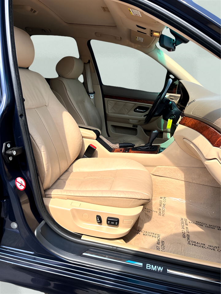 BMW 5-Series 528i 2000