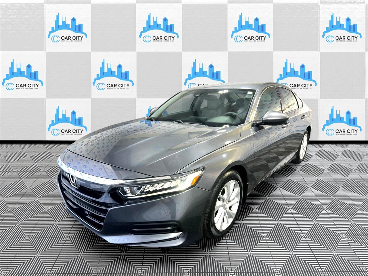 2018 Honda Accord LX photo 3