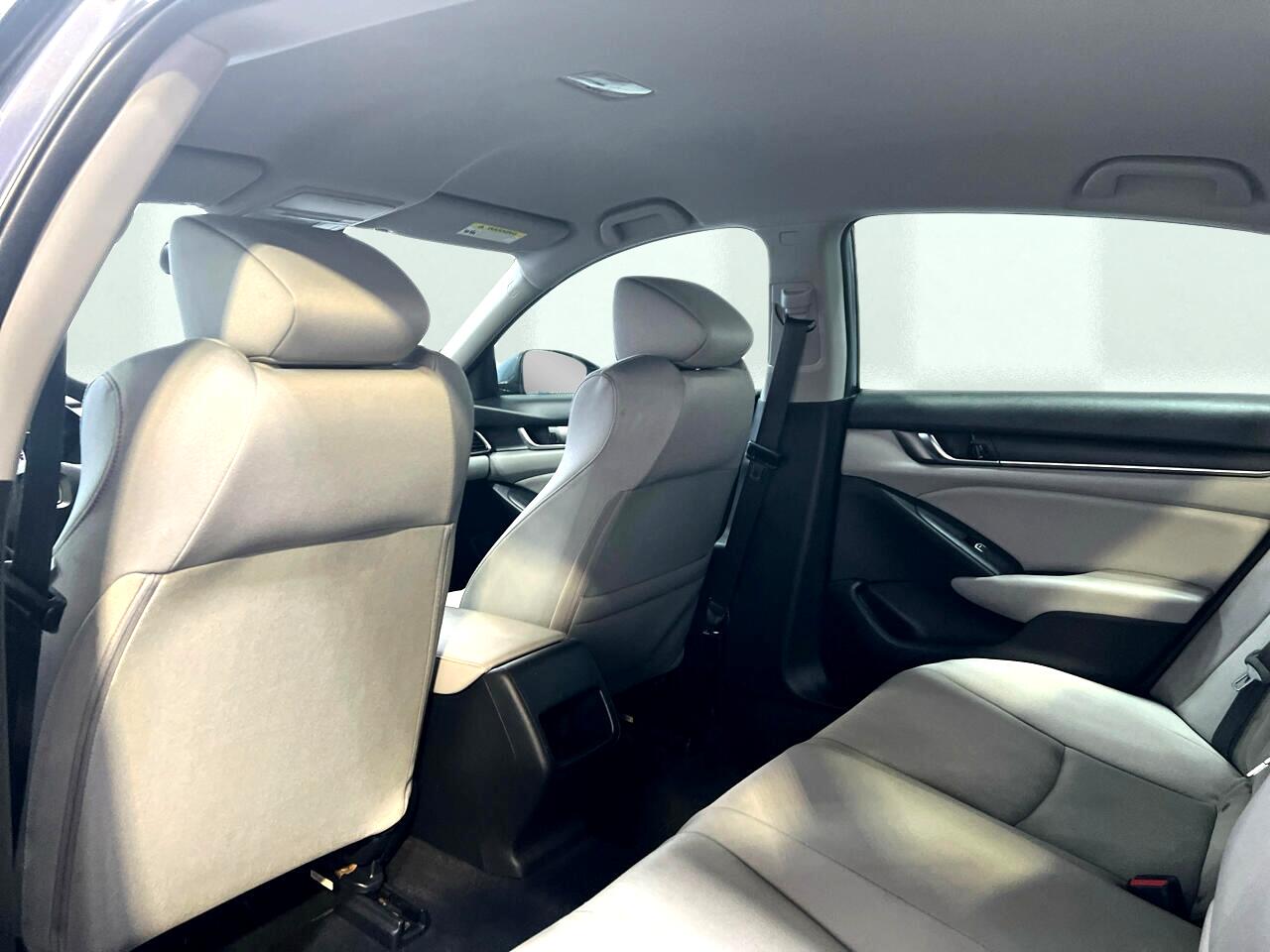 2018 Honda Accord LX photo 26