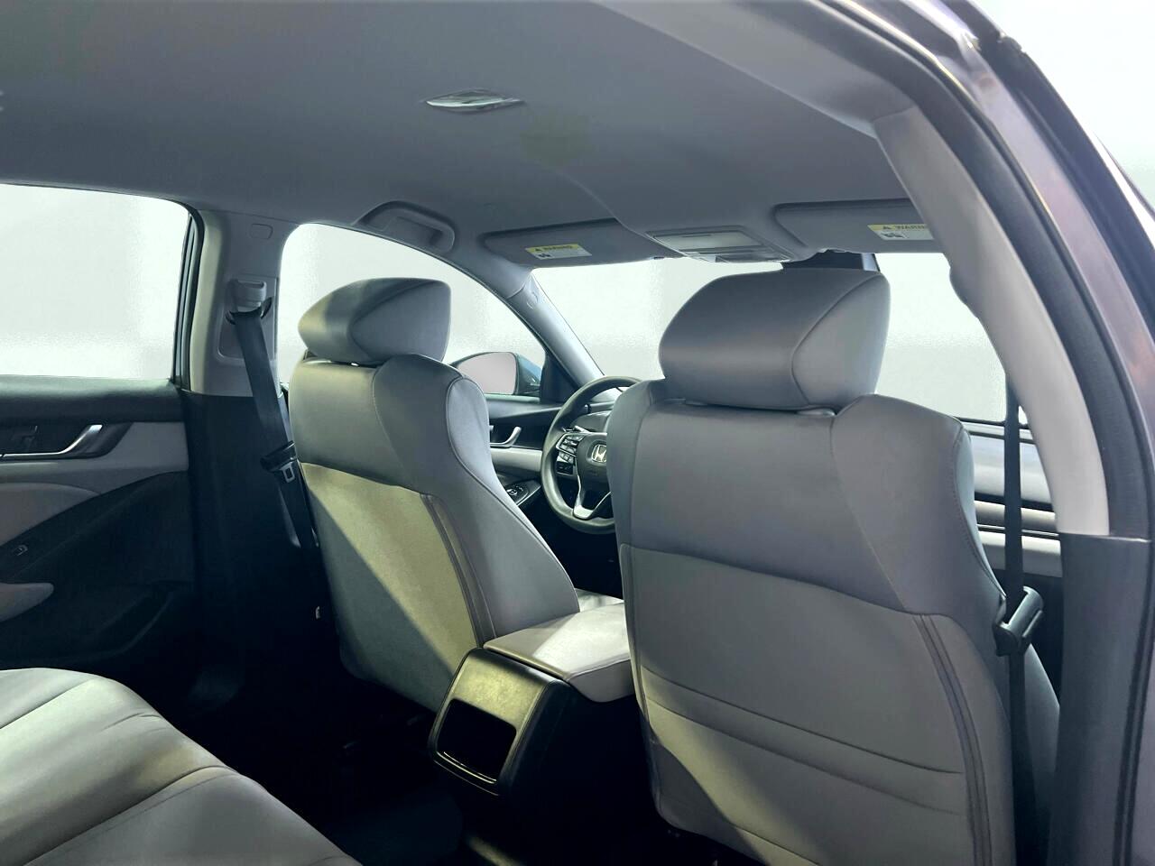 2018 Honda Accord LX photo 27