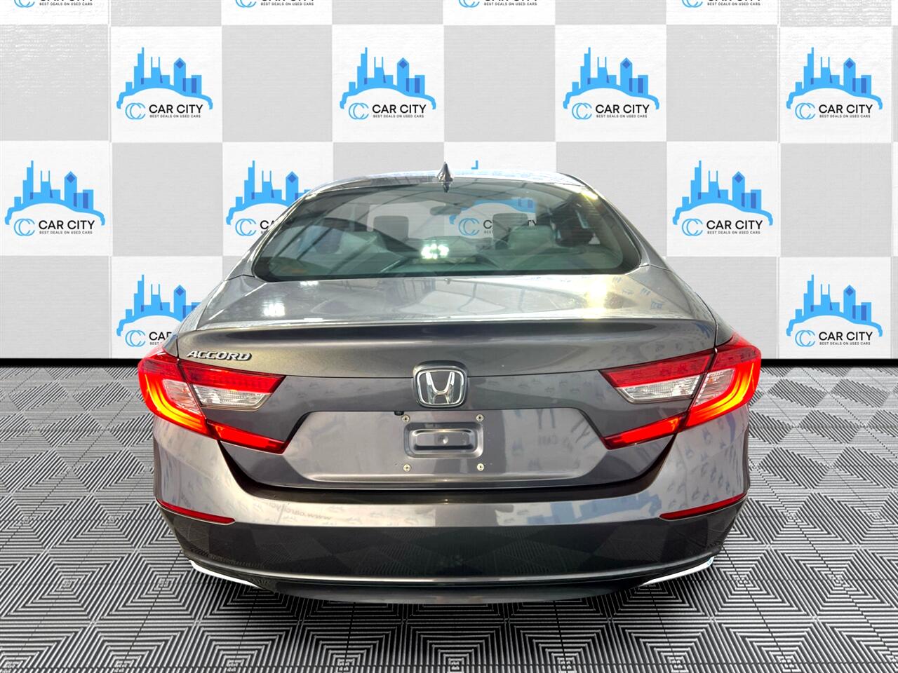 2018 Honda Accord LX photo 53