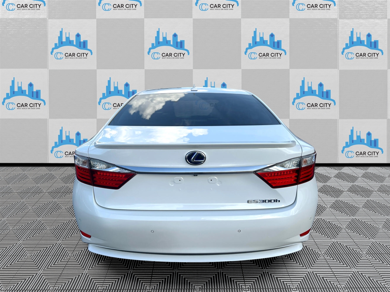 Lexus ES 300h Luxury 2014