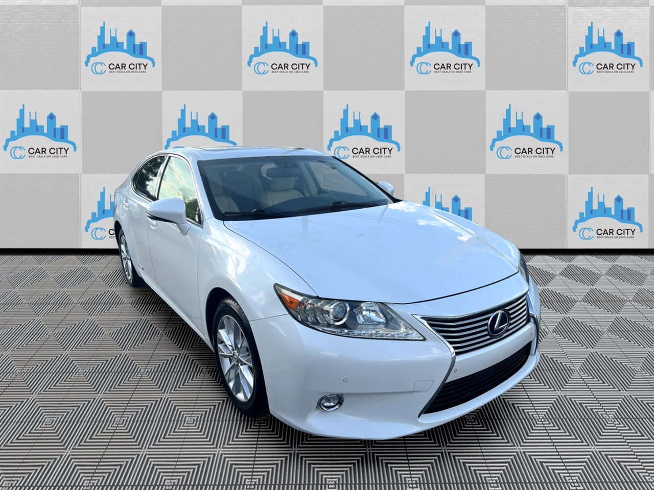 Lexus ES 300h Luxury 2014