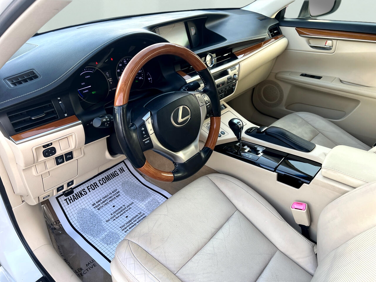 Lexus ES 300h Luxury 2014