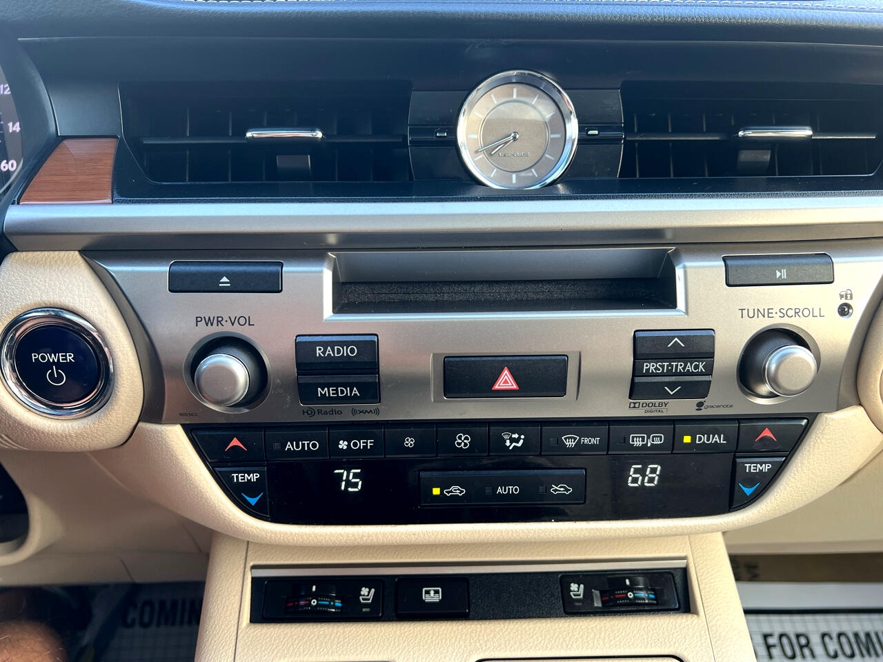 Lexus ES 300h Luxury 2014