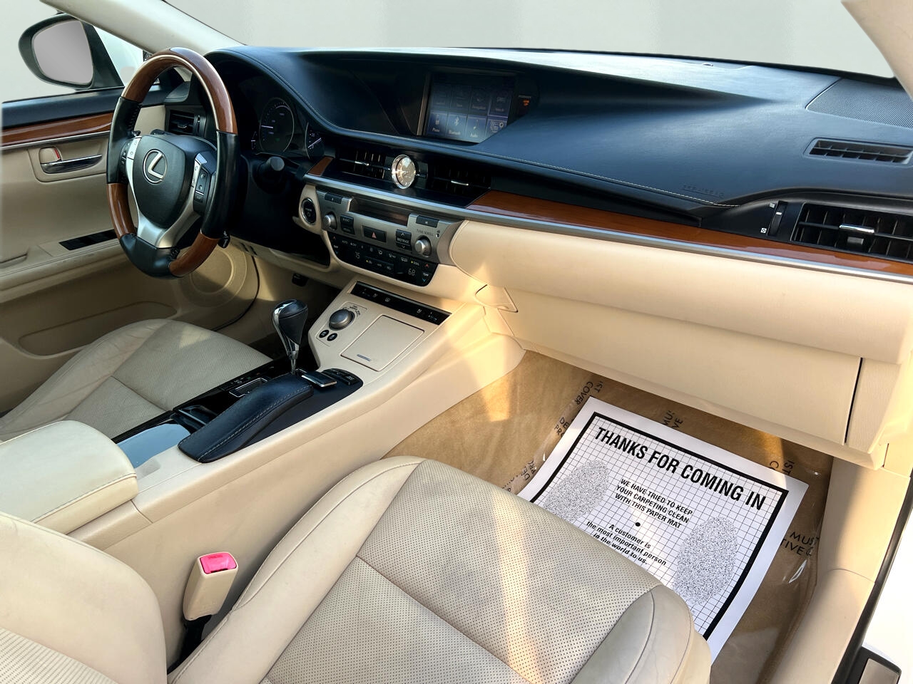 Lexus ES 300h Luxury 2014