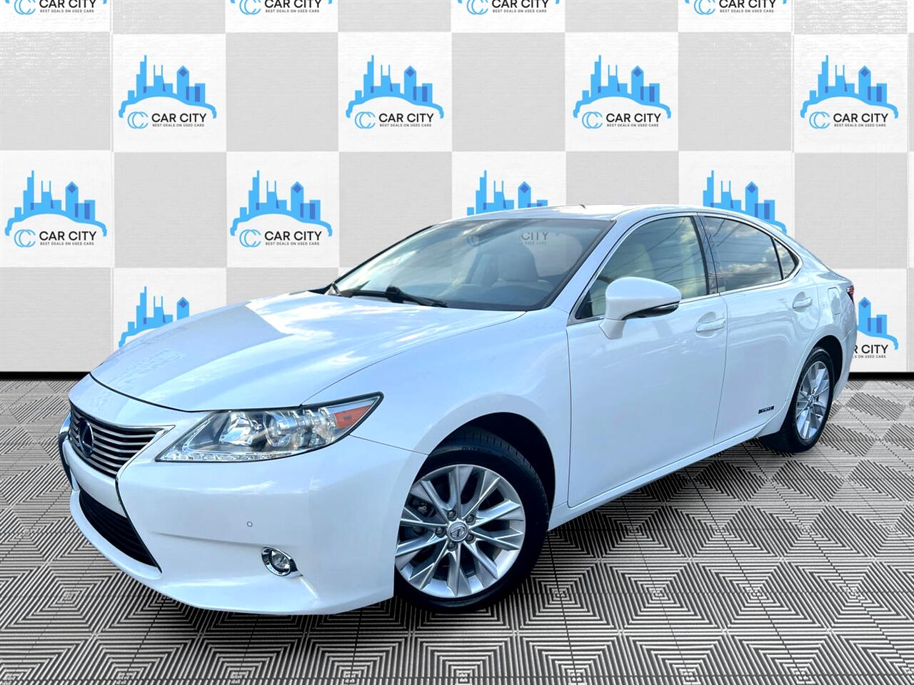 Lexus ES 300h Luxury 2014