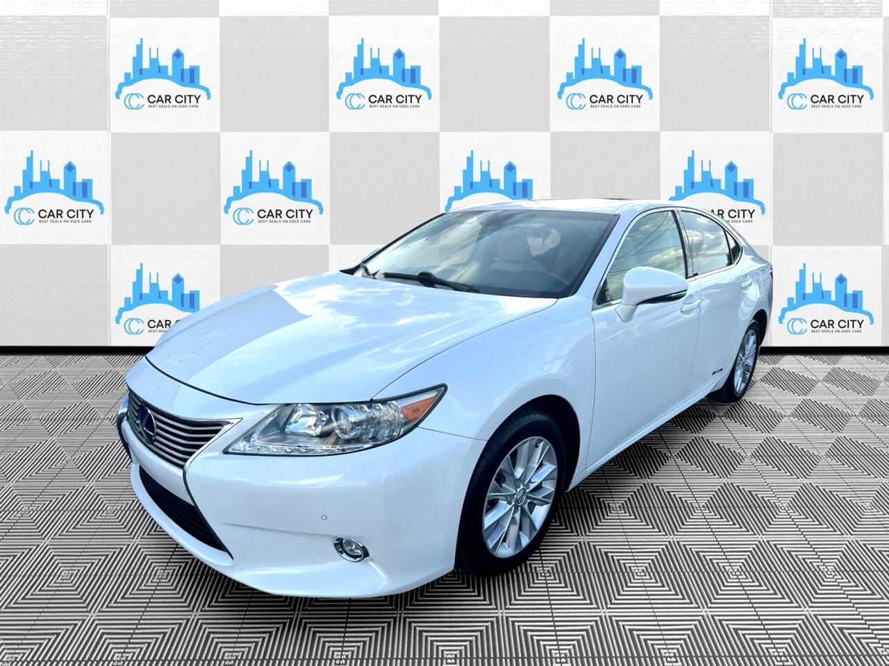 Lexus ES 300h Luxury 2014