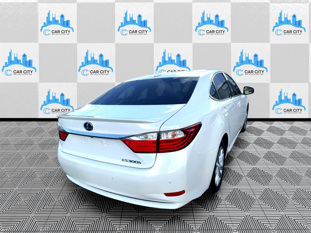 Lexus ES 300h Luxury 2014