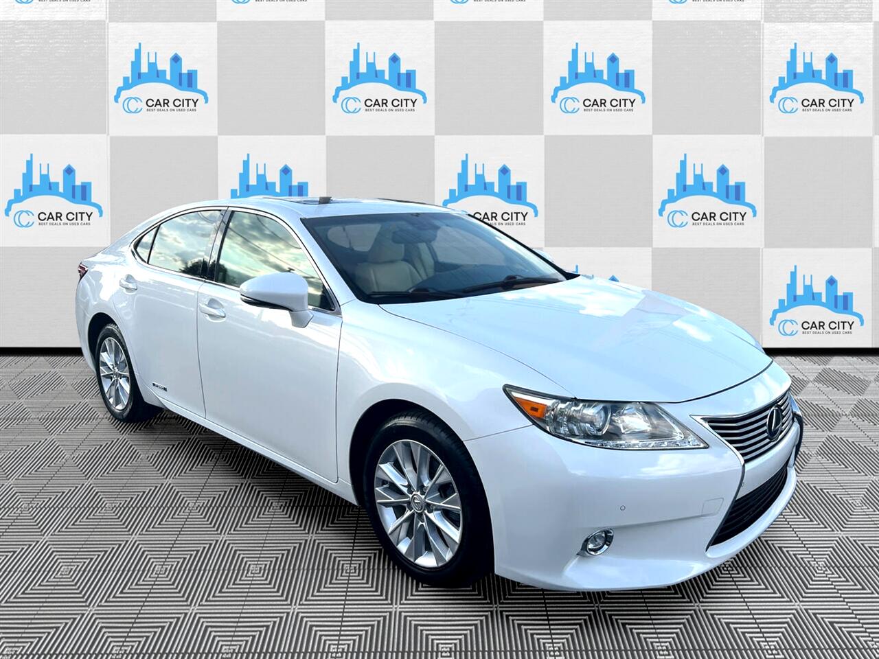 Lexus ES 300h Luxury 2014