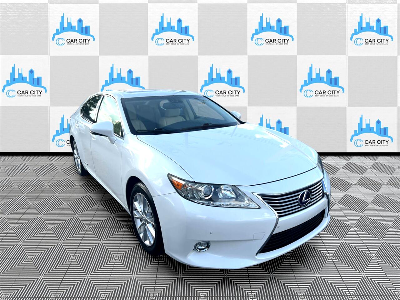 Lexus ES 300h Luxury 2014