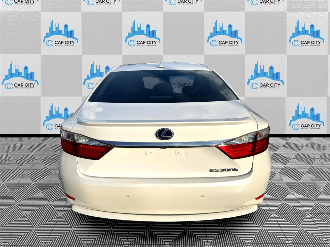 Lexus ES 300h Luxury 2014