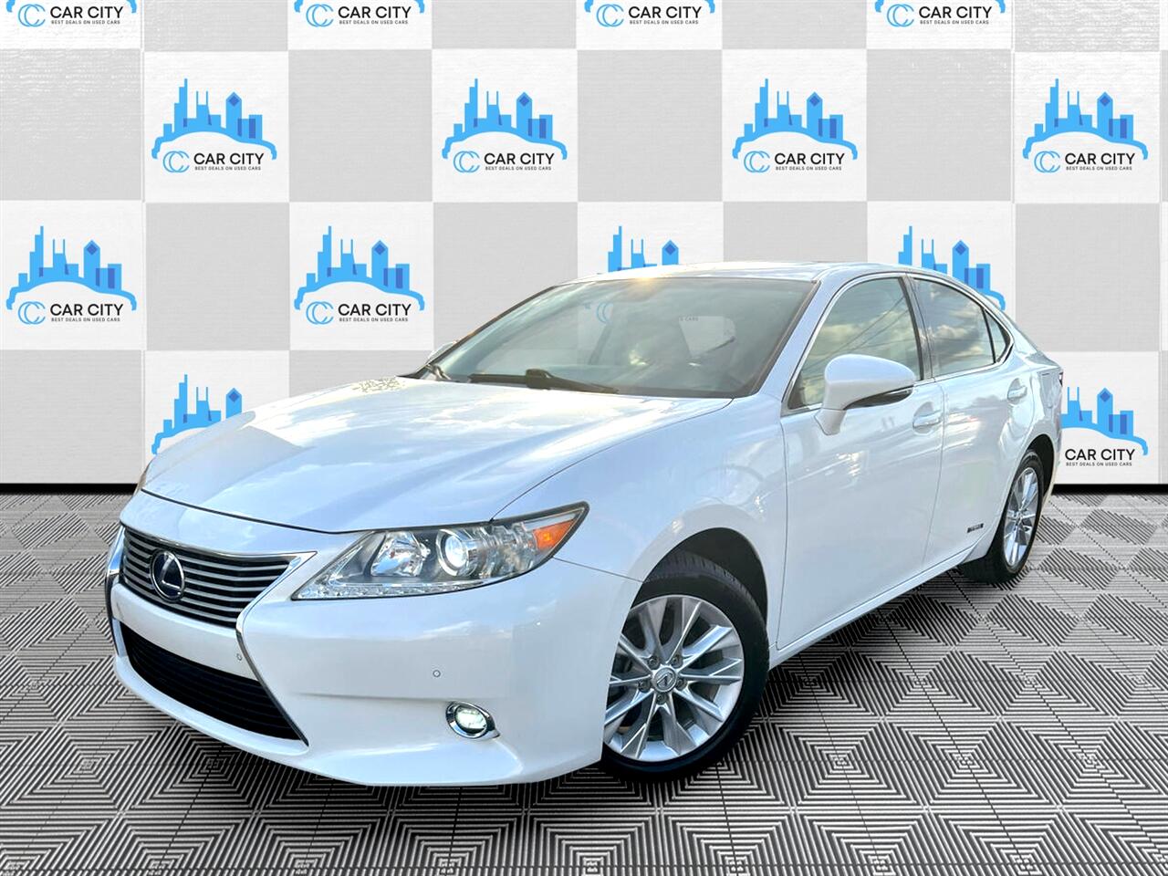 Lexus ES 300h Luxury 2014
