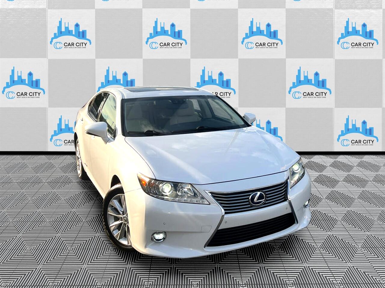 Lexus ES 300h Luxury 2014