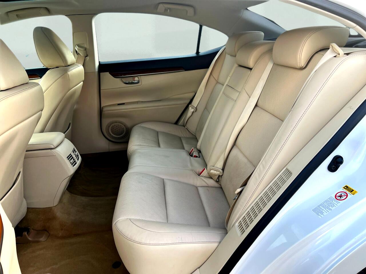 Lexus ES 300h Luxury 2014