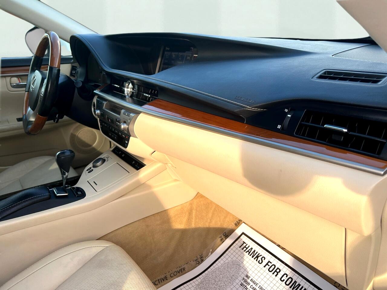 Lexus ES 300h Luxury 2014