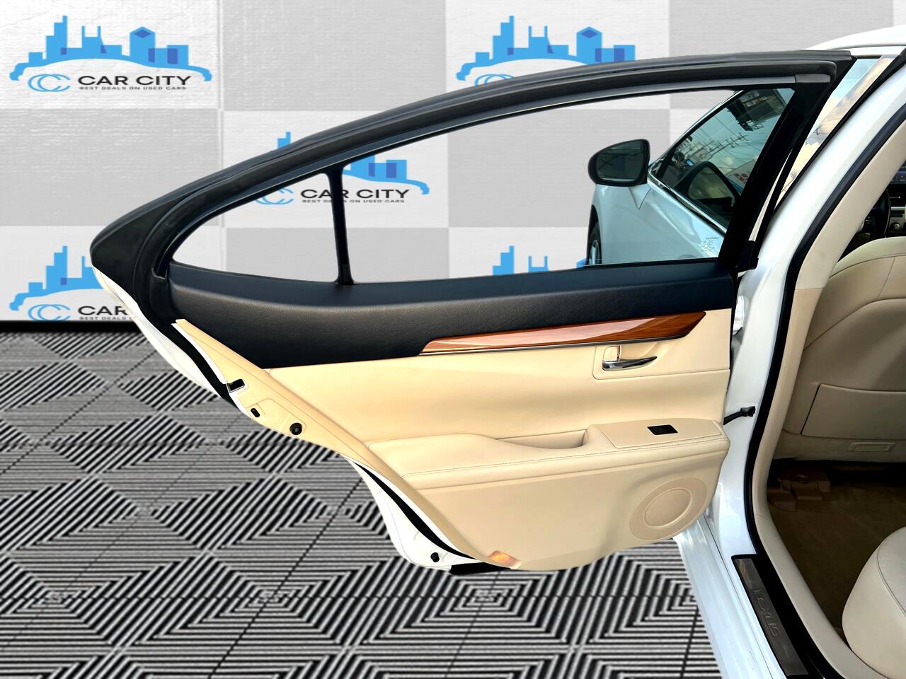 Lexus ES 300h Luxury 2014