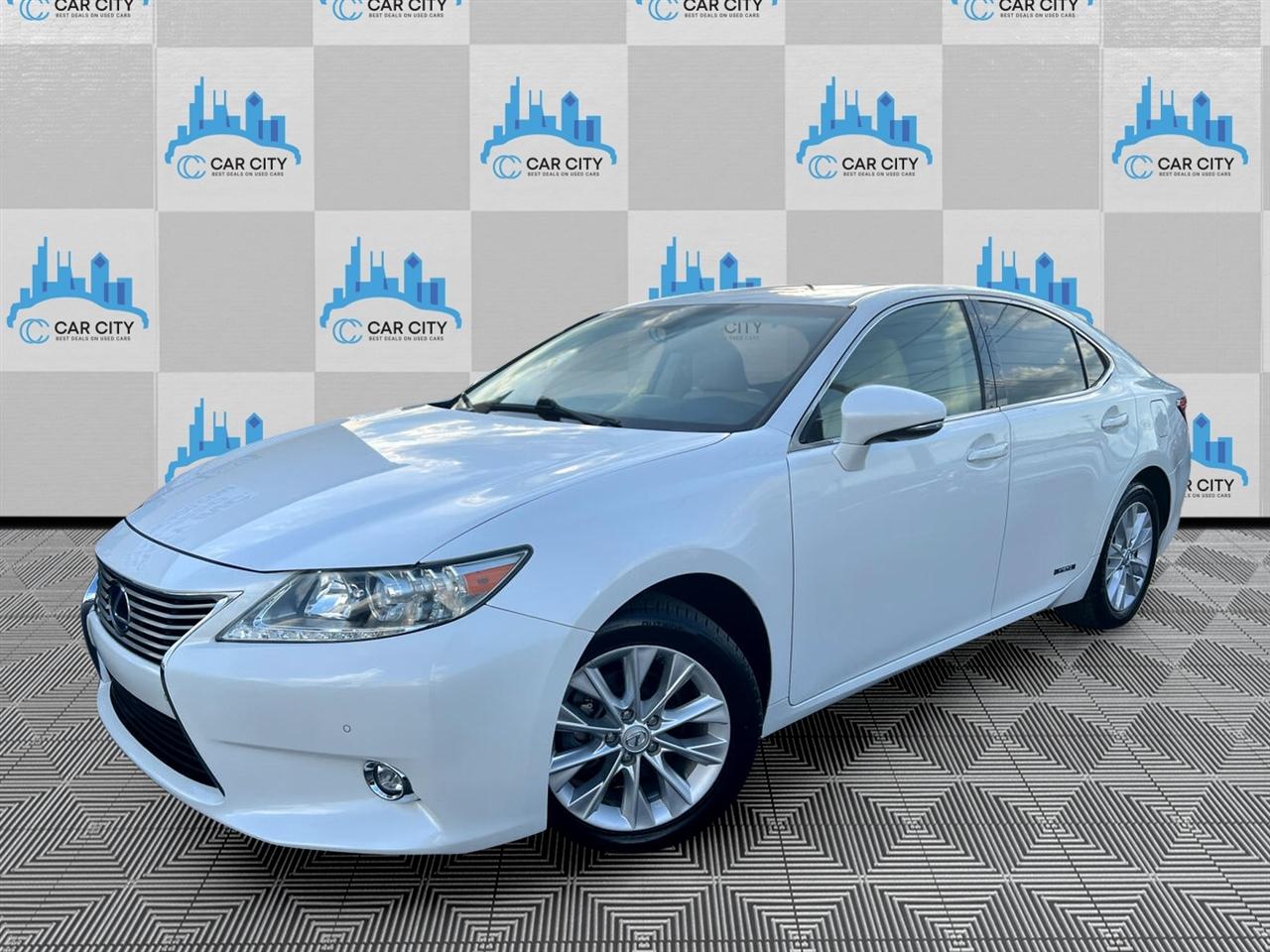 Lexus ES 300h Luxury 2014