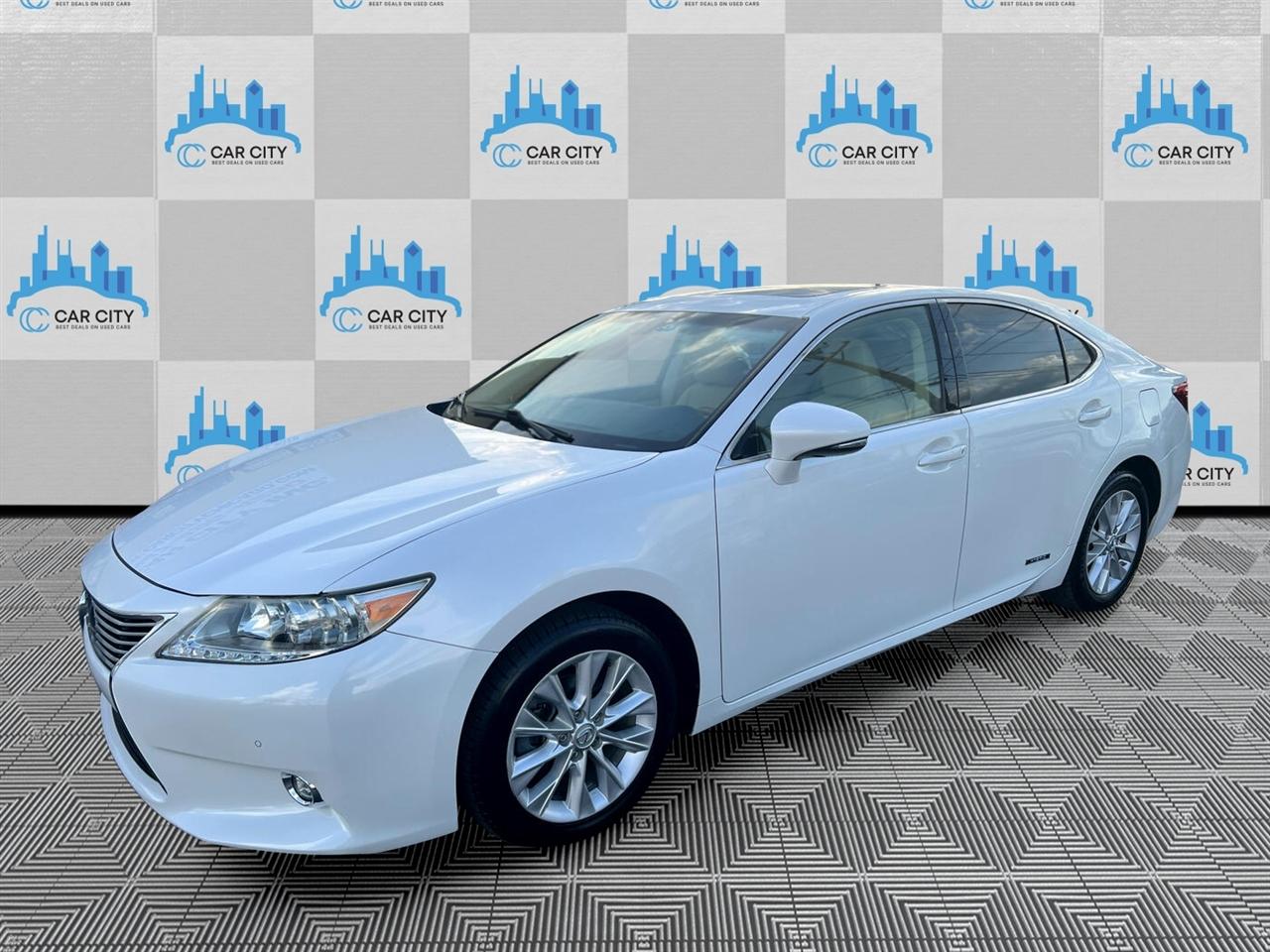 Lexus ES 300h Luxury 2014