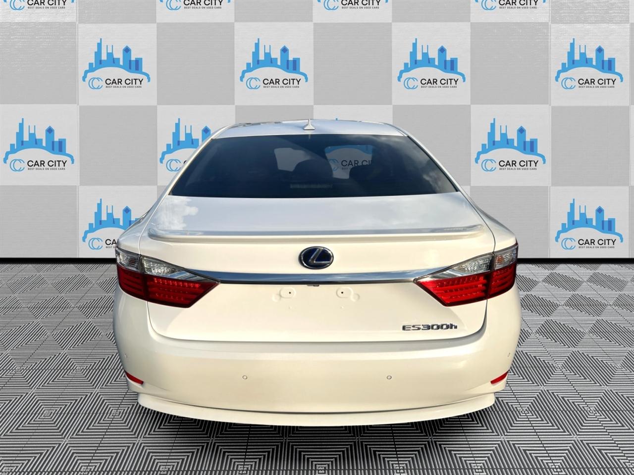 Lexus ES 300h Luxury 2014