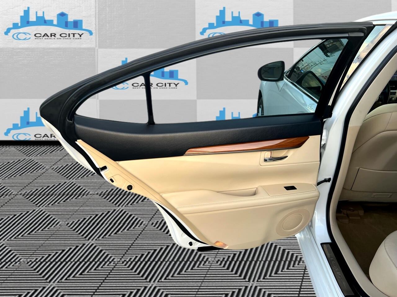 Lexus ES 300h Luxury 2014