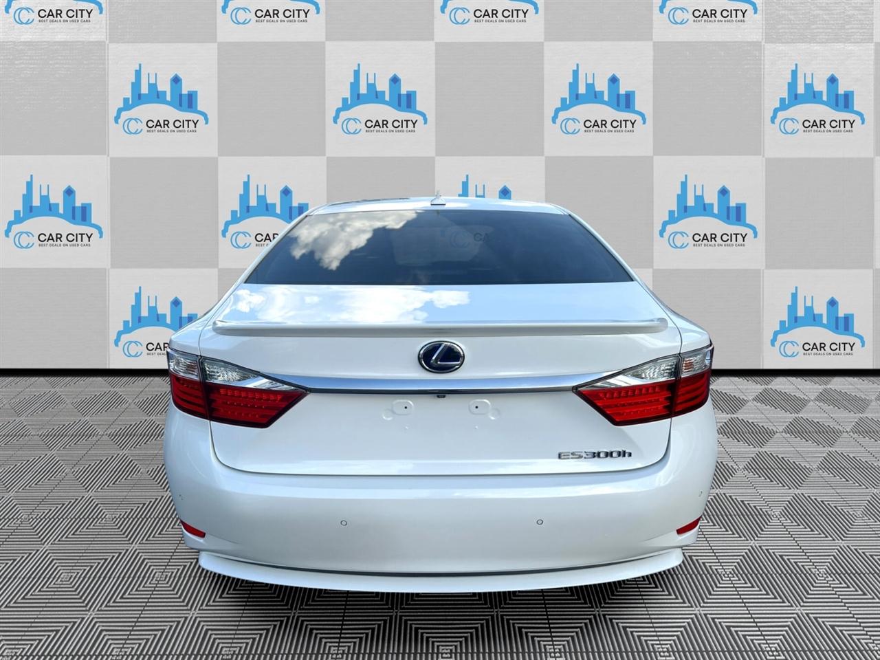 Lexus ES 300h Luxury 2014