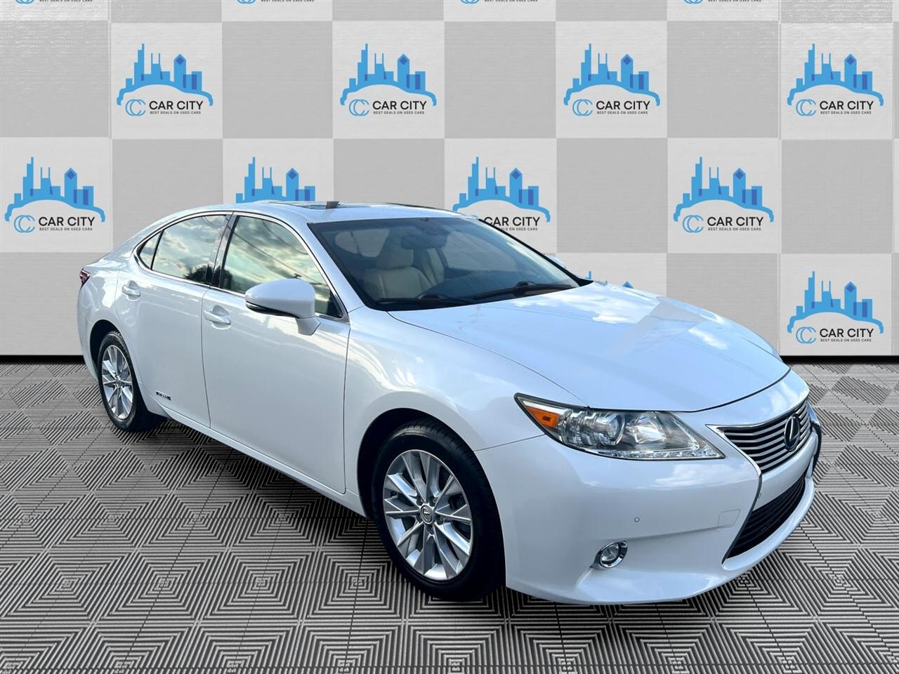 Lexus ES 300h Luxury 2014