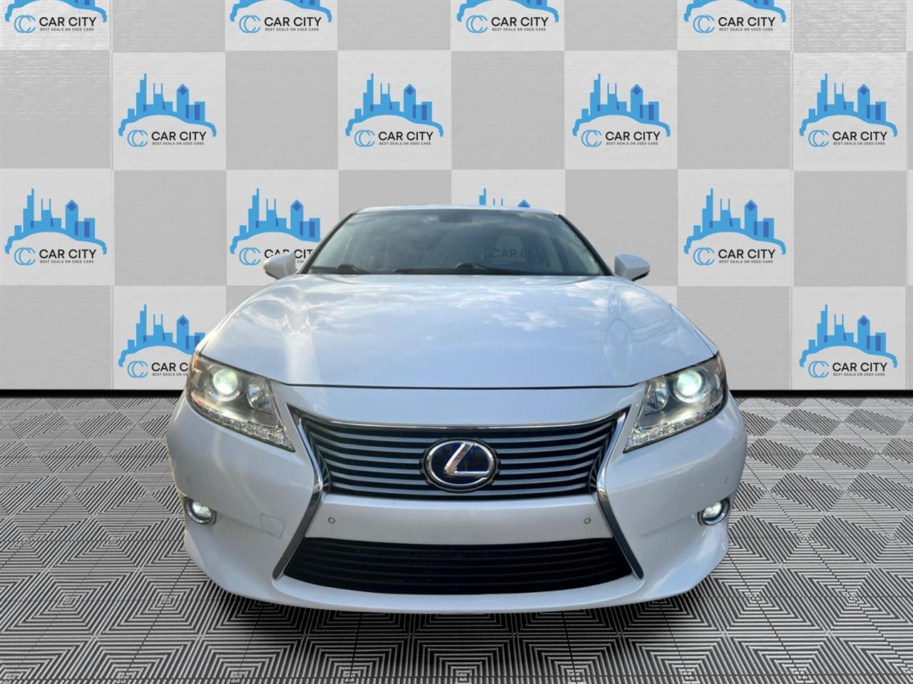 Lexus ES 300h Luxury 2014