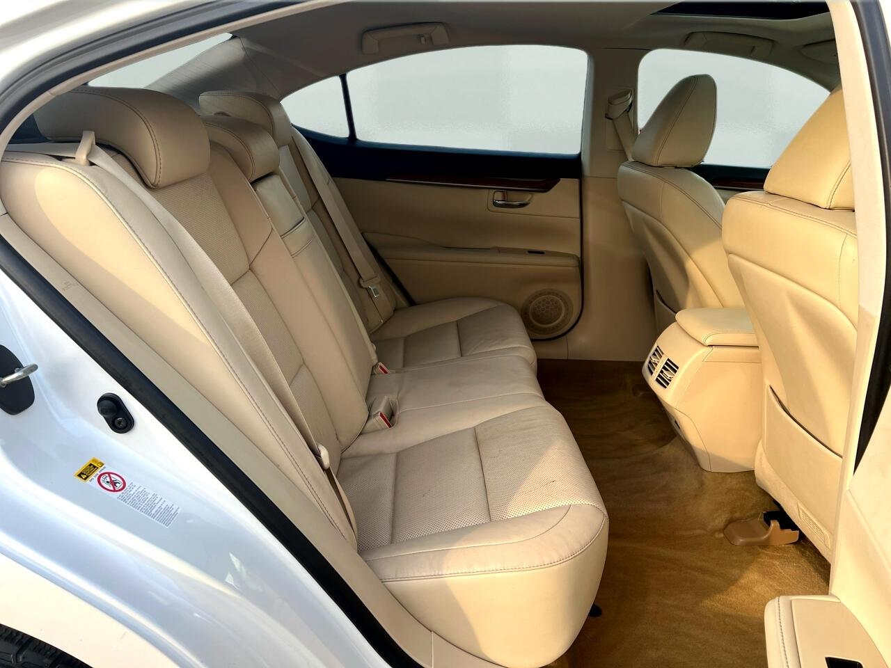 Lexus ES 300h Luxury 2014