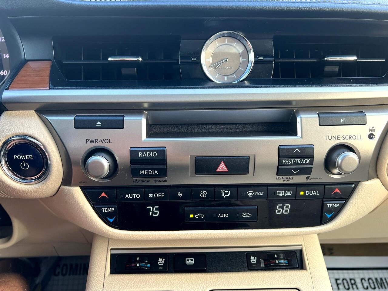 Lexus ES 300h Luxury 2014