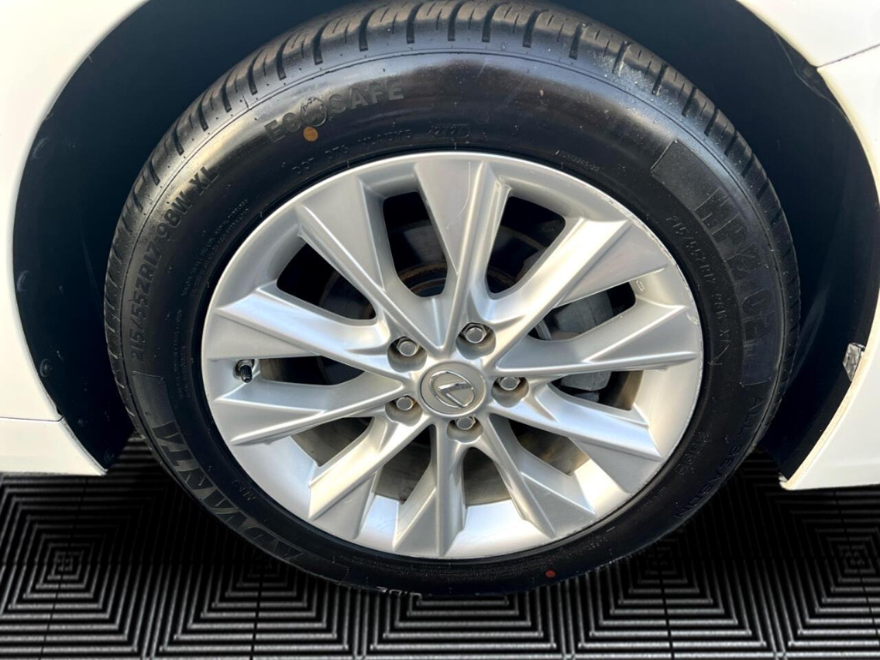 Lexus ES 300h Luxury 2014