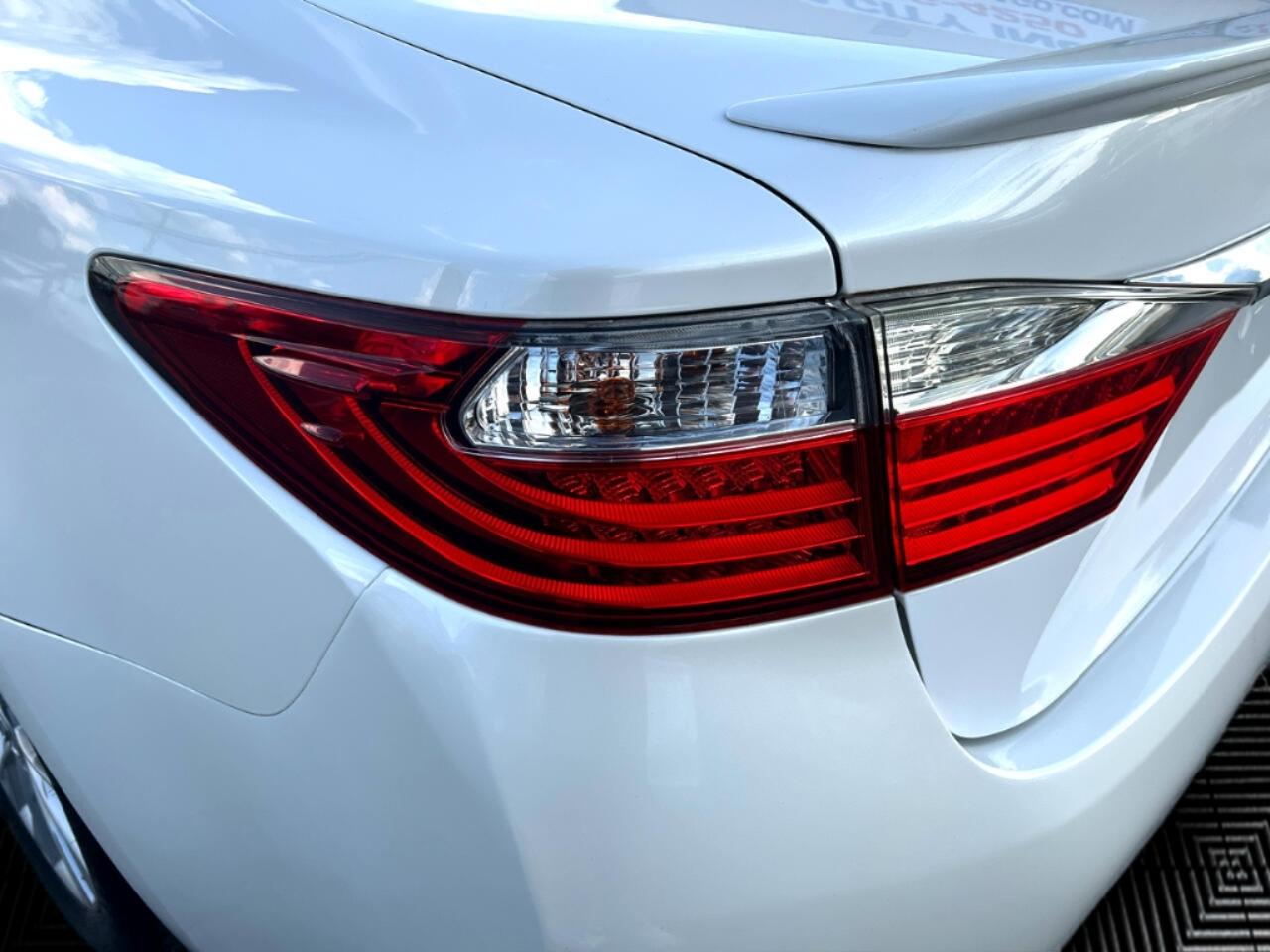Lexus ES 300h Luxury 2014