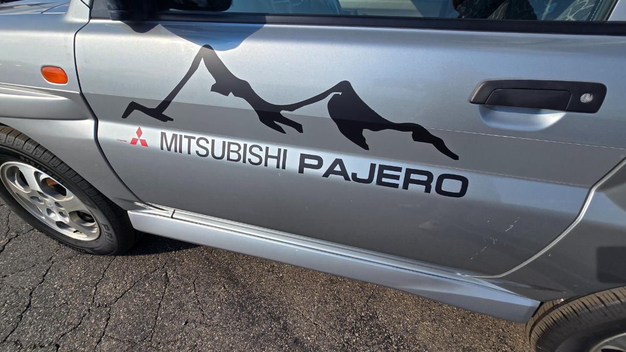 Mitsubishi Pajero  1998