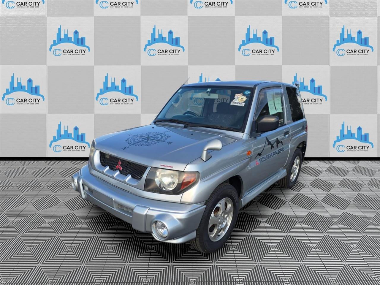 Mitsubishi Pajero  1998