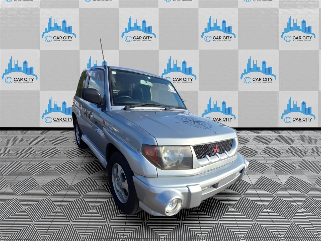 Mitsubishi Pajero  1998