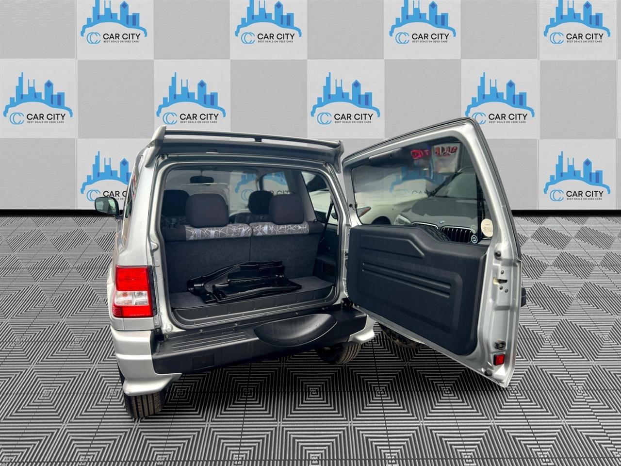 Mitsubishi Pajero  1998