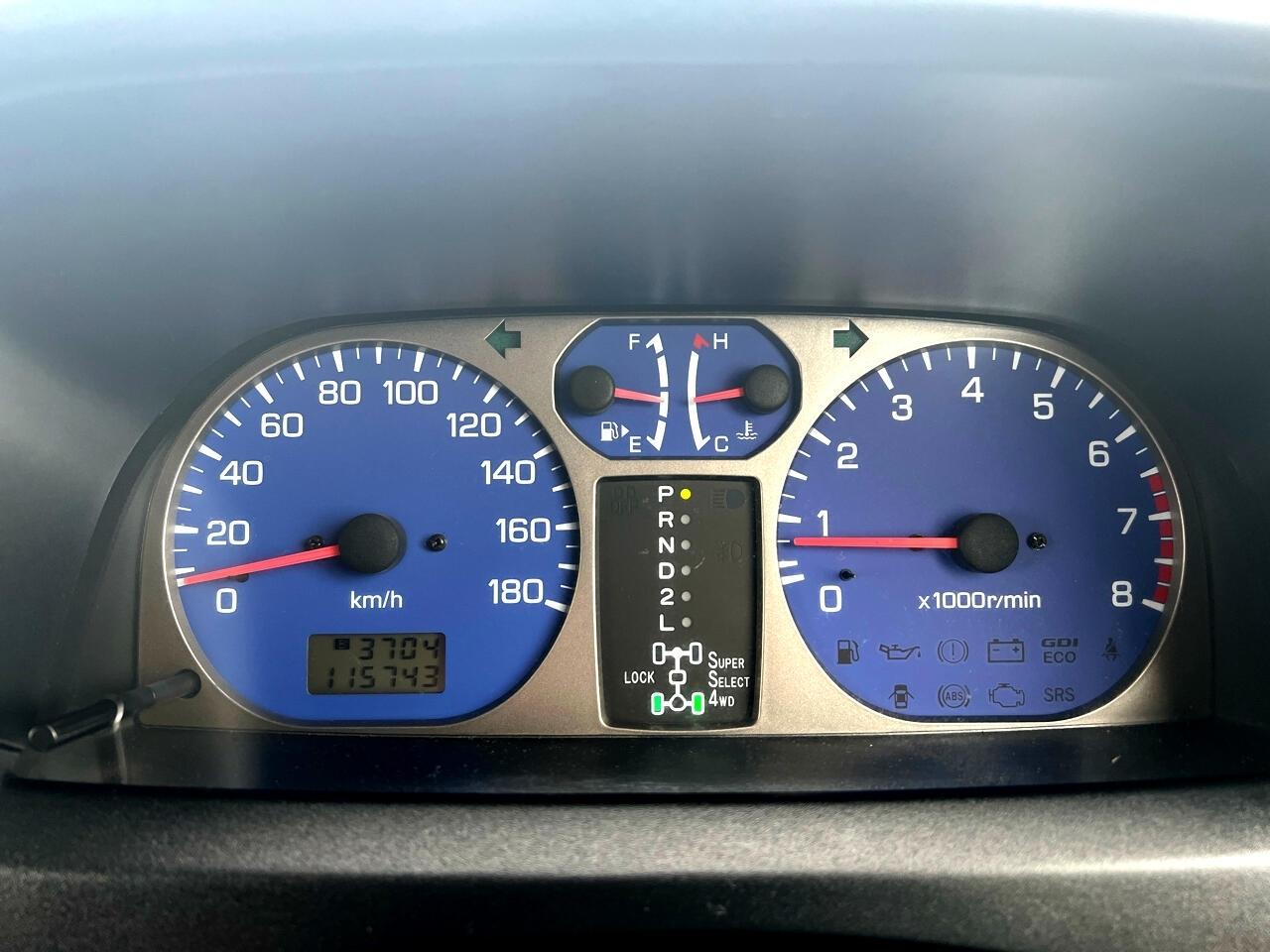 Mitsubishi Pajero  1998