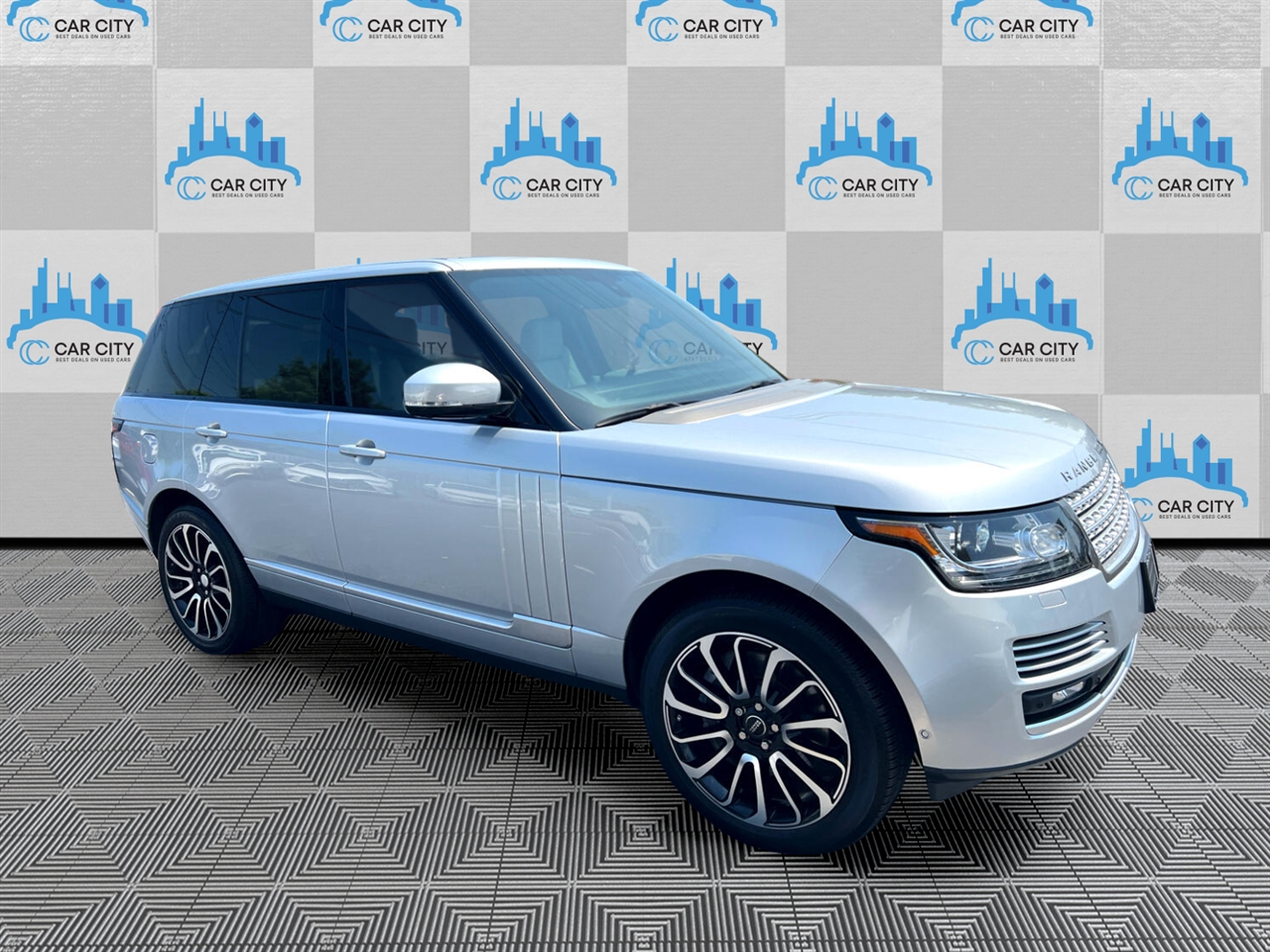 Land Rover Range Rover Supercharged 2015