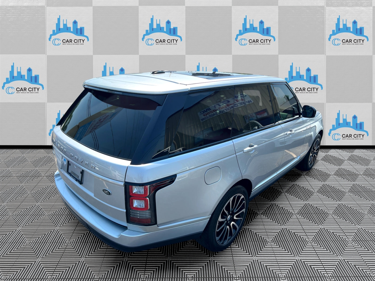 Land Rover Range Rover Supercharged 2015