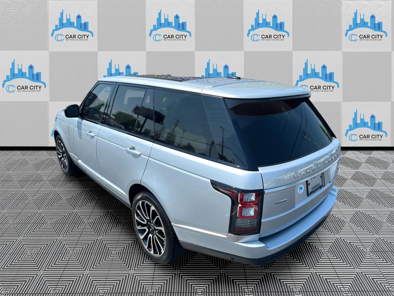 Land Rover Range Rover Supercharged 2015