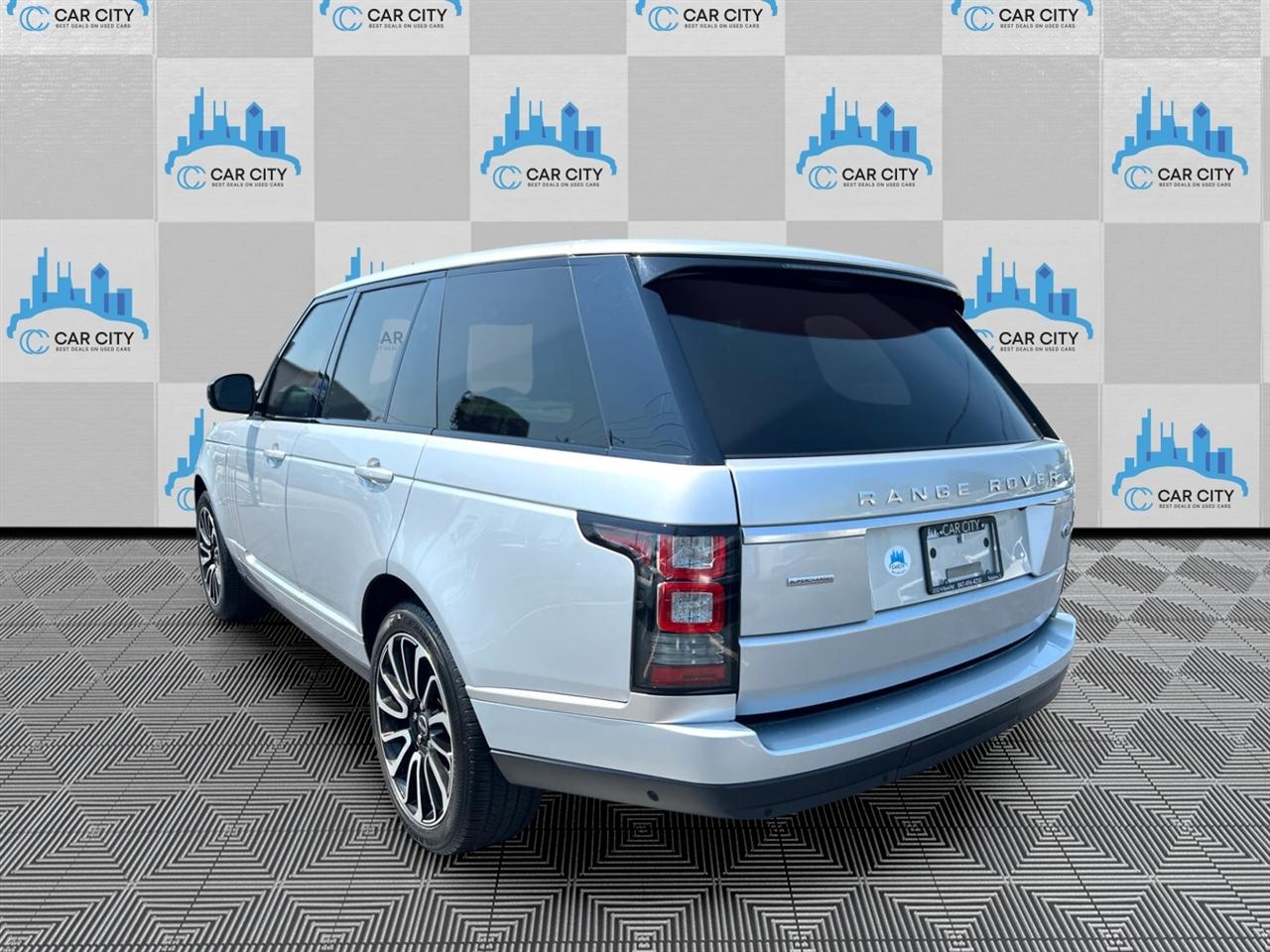 Land Rover Range Rover Supercharged 2015